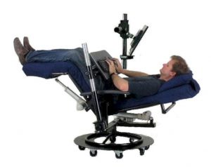 طراحی نوین صندلی اداری می تواند جهت رفاه کارمند است.